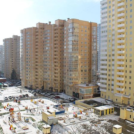 Apartment On 8 Marta Street JJekaterinburg Eksteriør billede